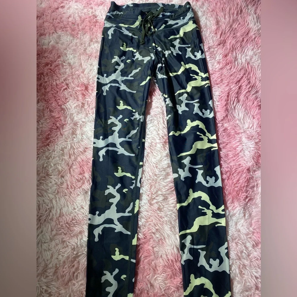 The Upside Leggings - Picture 5 of 6